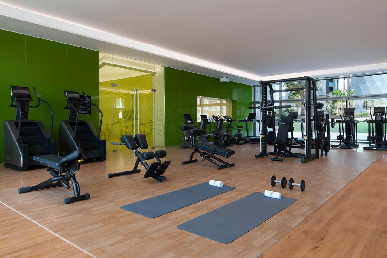 Banyan Tree Doha At La Cigale Mushaireb Luaran gambar The gym at the hotel