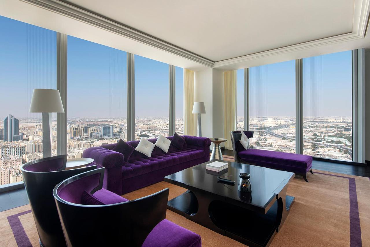 Banyan Tree Doha At La Cigale Mushaireb Luaran gambar A suite at the Ritz-Carlton, Riyadh